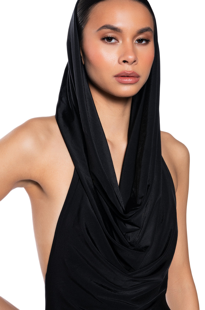 Extra View Hooded Beauty Backless Maxi Dress In Black