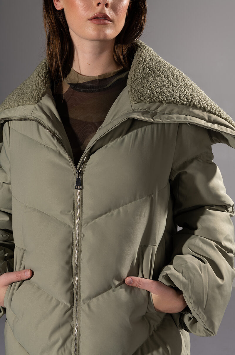 Extra View Hot Toddy Sherpa Lined Puffer