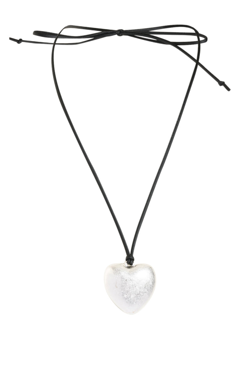 Side View I Am The Trend Necklace In Silver