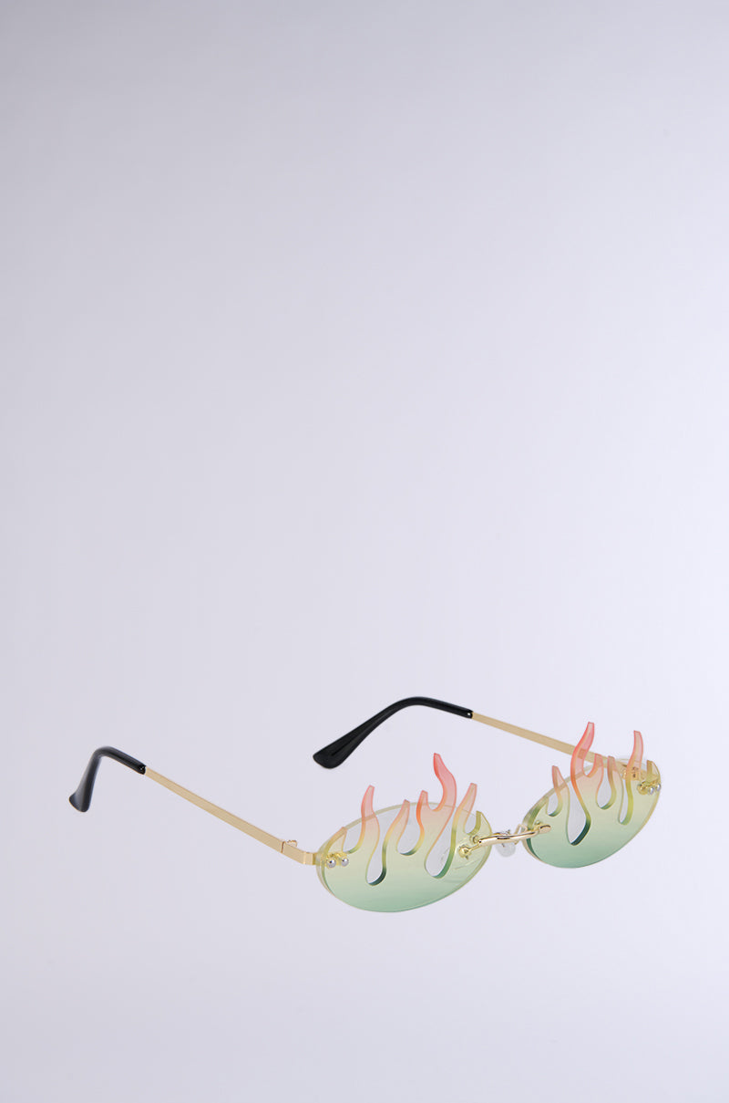 Detail View Im Flame Glasses 3
