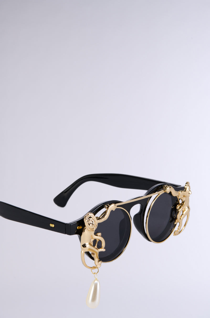 Full View Im Worthy Monkey Glasses