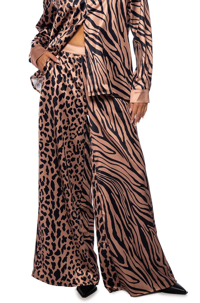 Front View Into The Night Wide Leg Pull On Pant In Brown Multi