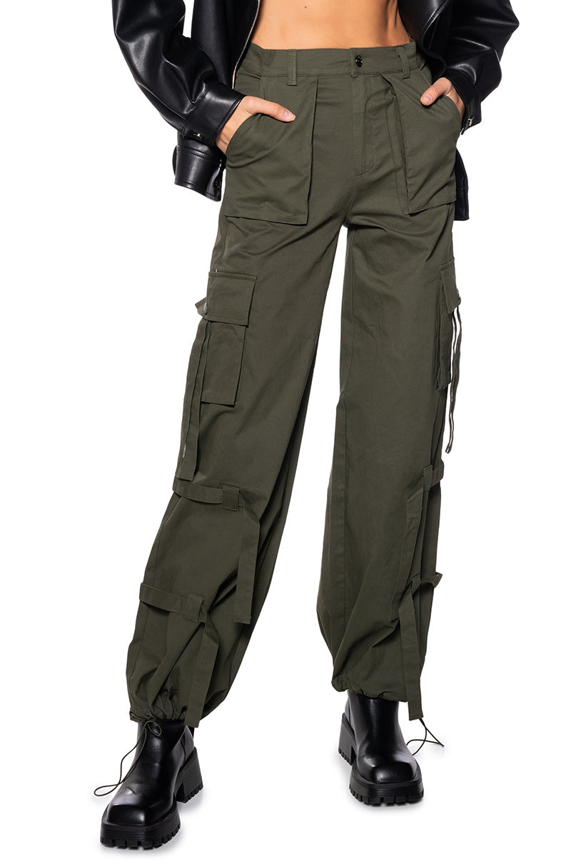 IT IS BACK CARGO PANTS view 0