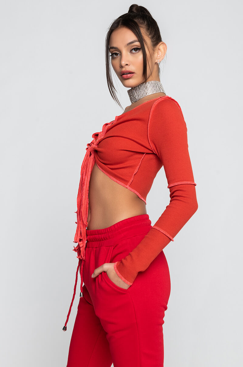 Back View Its Called Magic Tie Front Contrast Trim Crop Top in Orange Multi 2