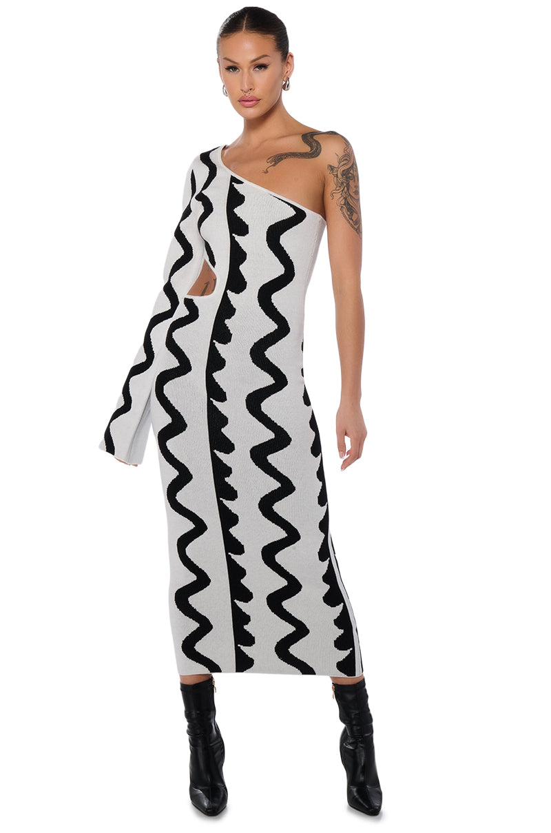 JADE CUT OUT KNIT MAXI DRESS – AKIRA