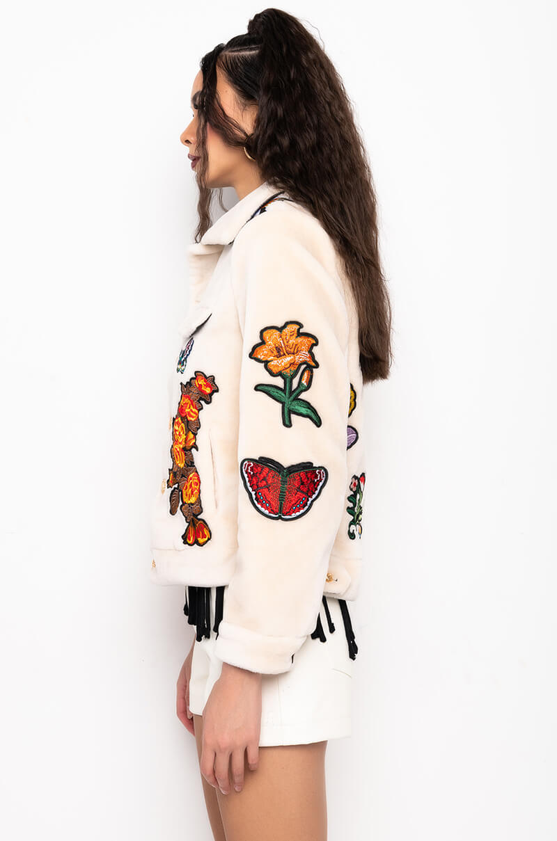 Extra View Je Suis Desole Sherpa Shacket