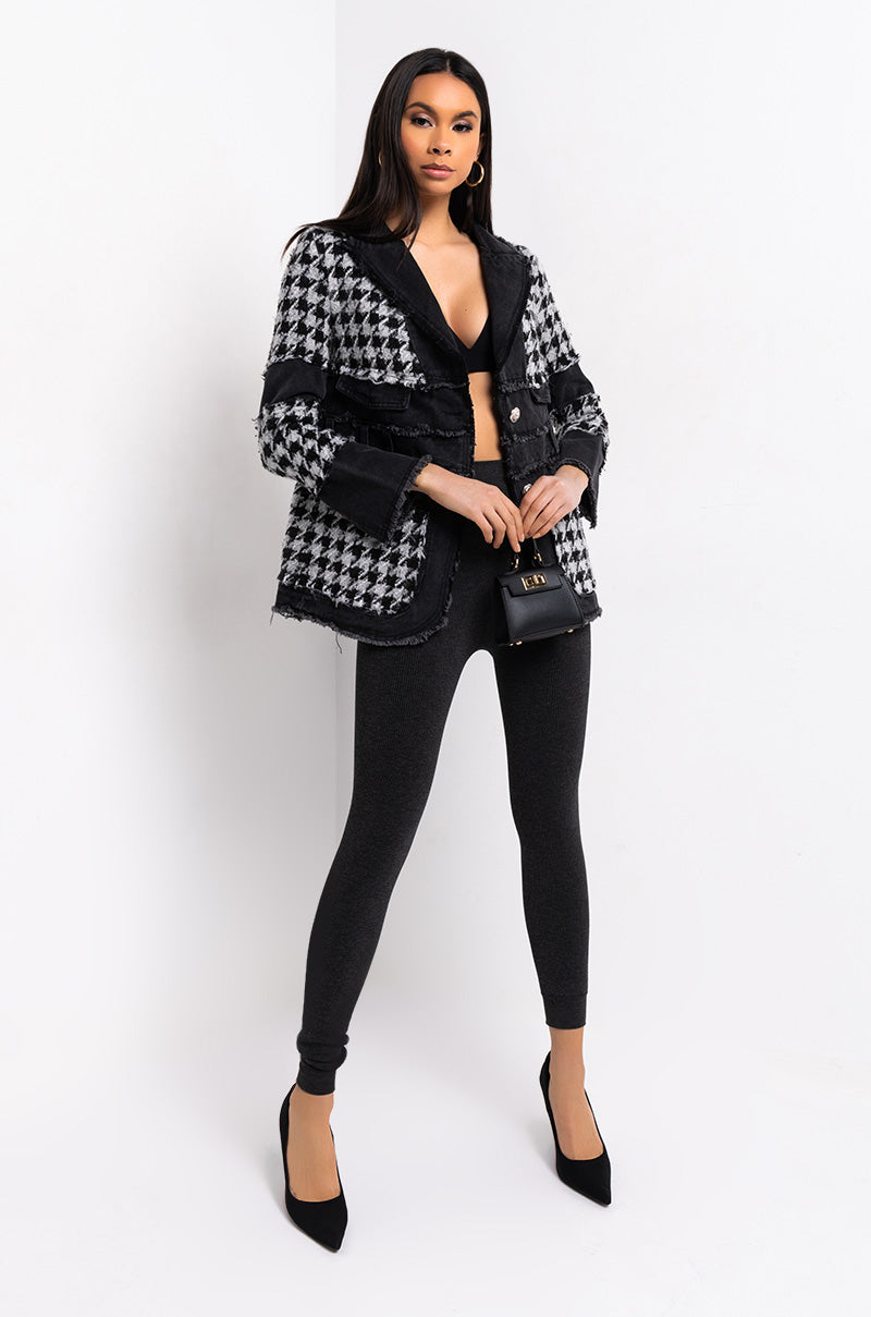  Just Gimme The Light Houndstooth Puffer Coat in Black White