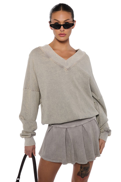 ☆新品未使用☆gypsohila V Neck Sweat Lightgray kaylani-v-neck-sweatshirt-in-