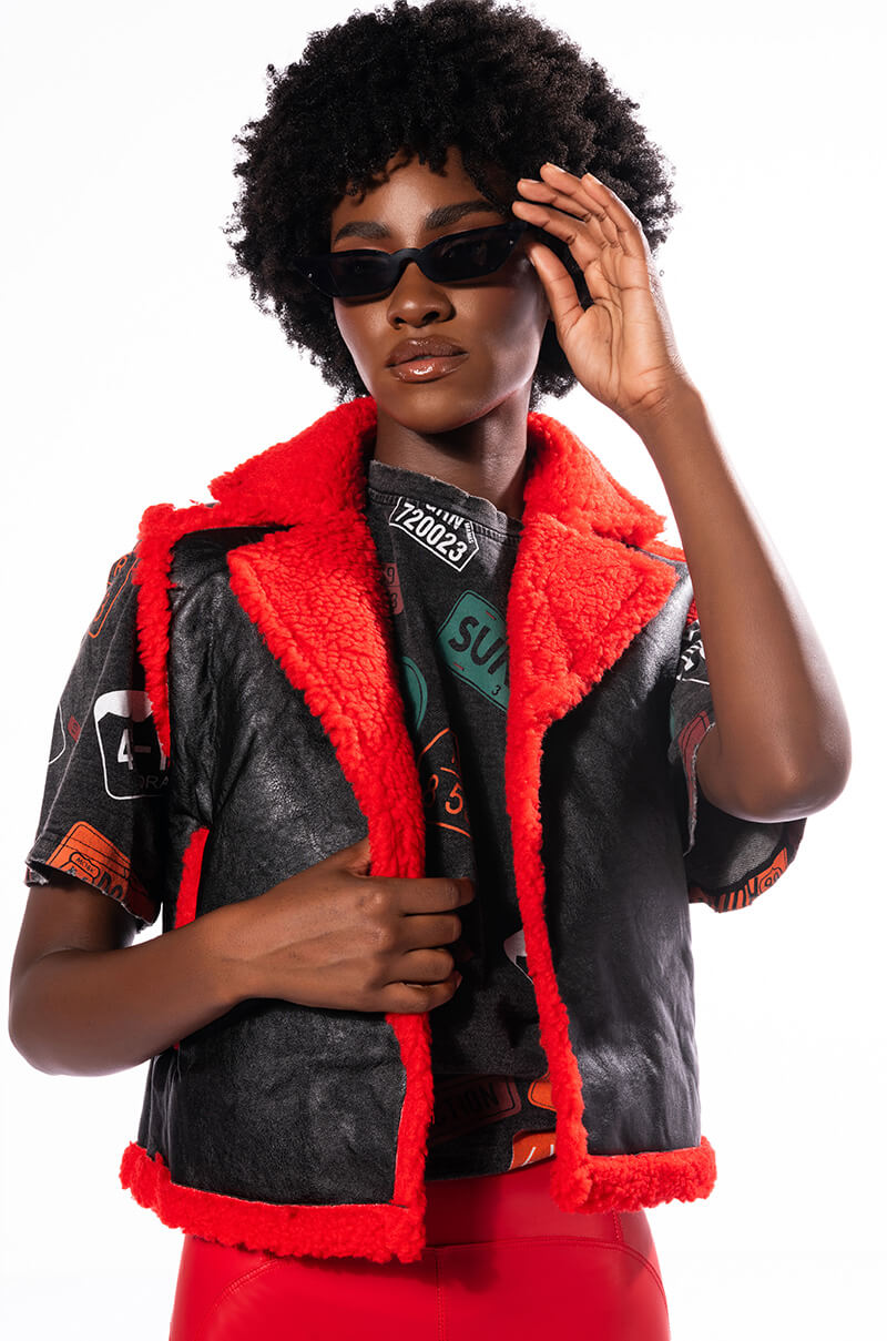 TEDDY LINED PU VEST view 0