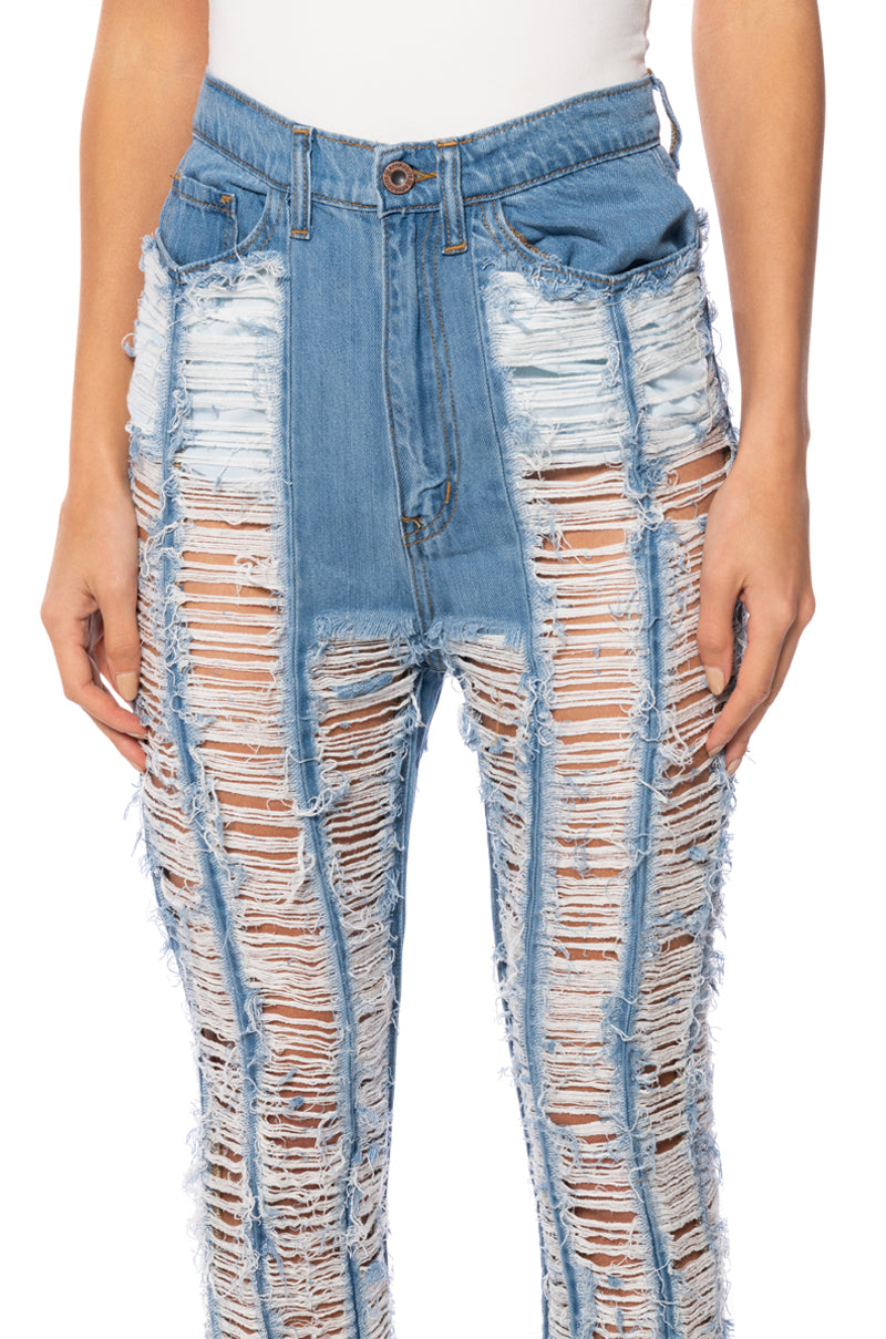 Extra View Keep It Together Fully Distressed Straight Jeans