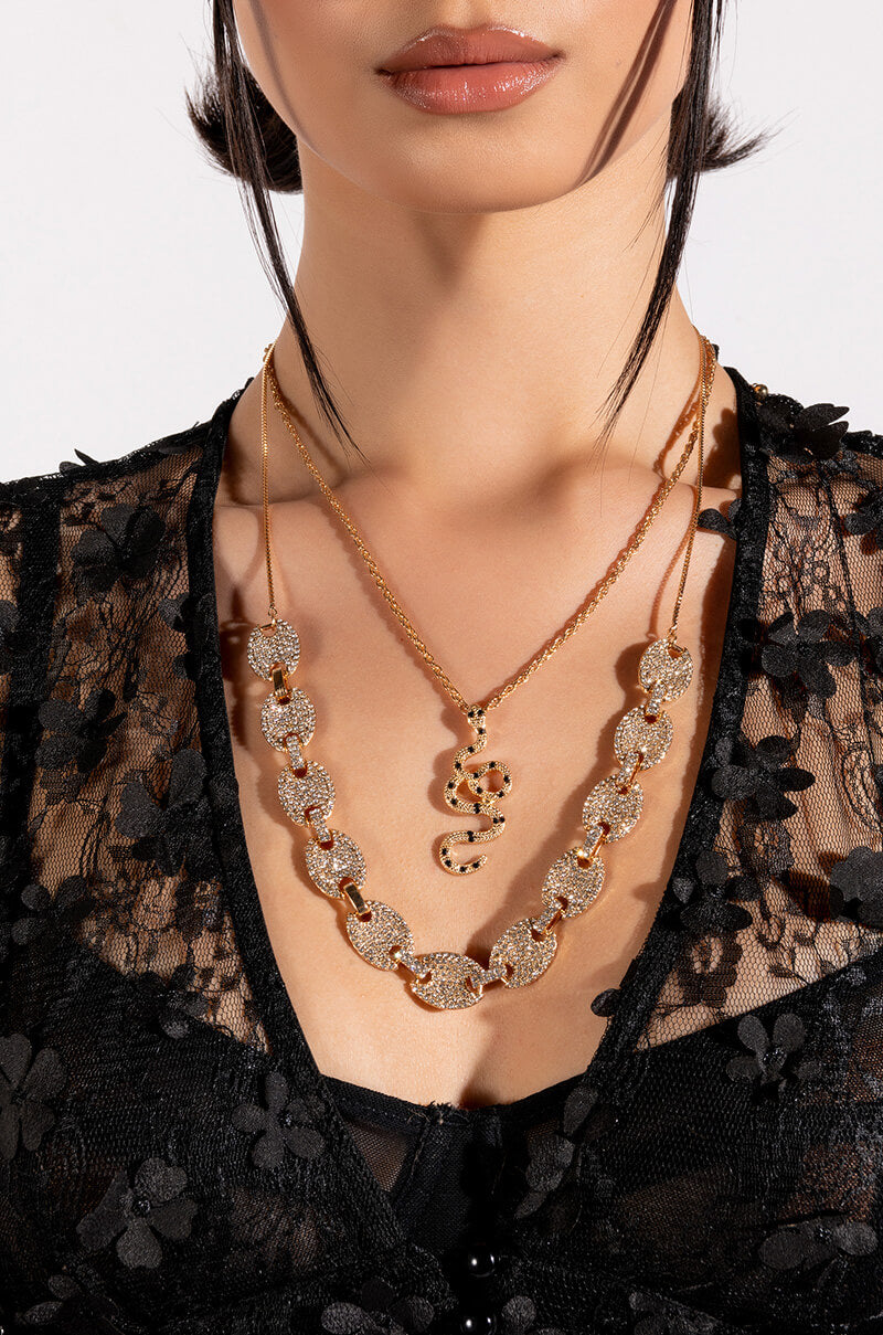 KEEP'N IT REAL CHOKER SET view 0