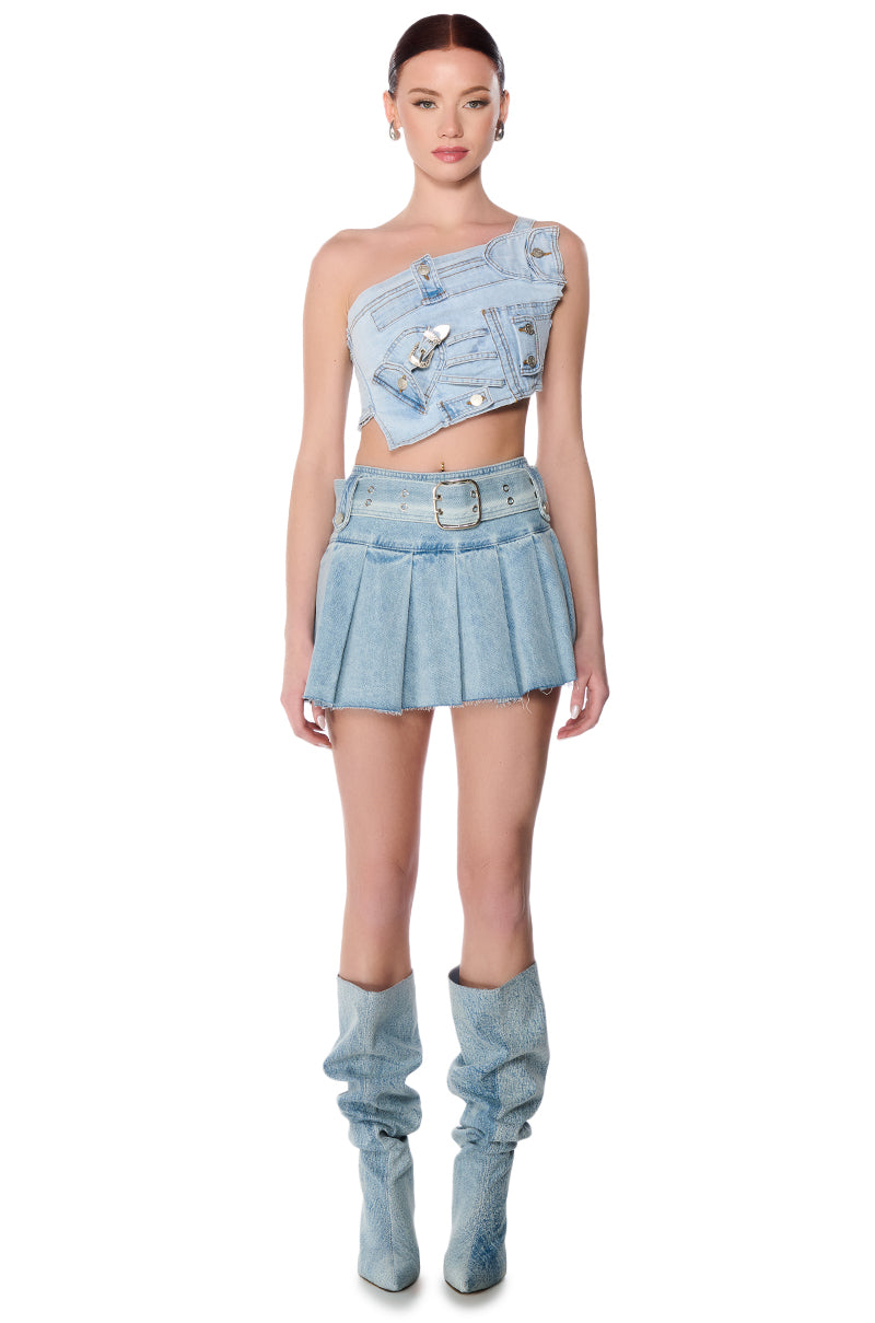Extra View Kenly Buckle Detail Denim Crop Top
