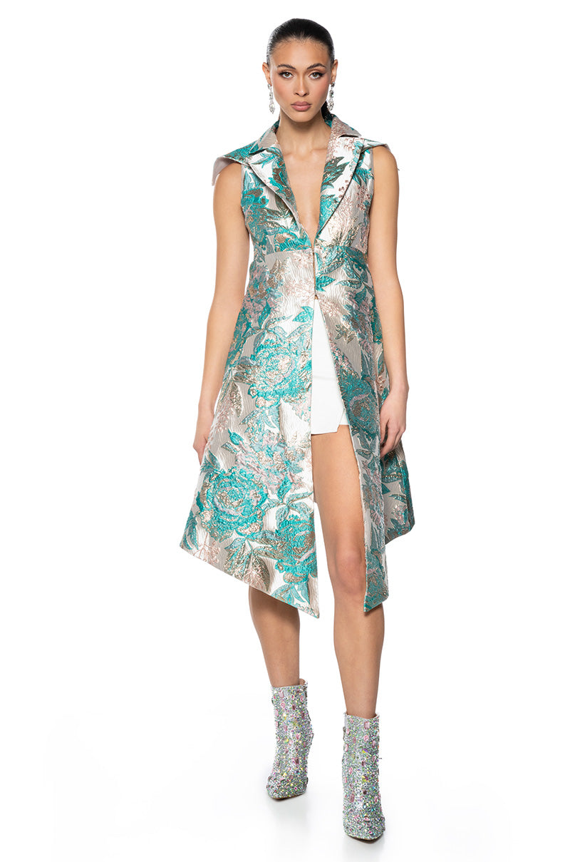 Front View Kentucky Longline Jacquard Vest
