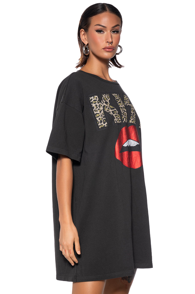Side View Kiss Oversized Tshirt Dress