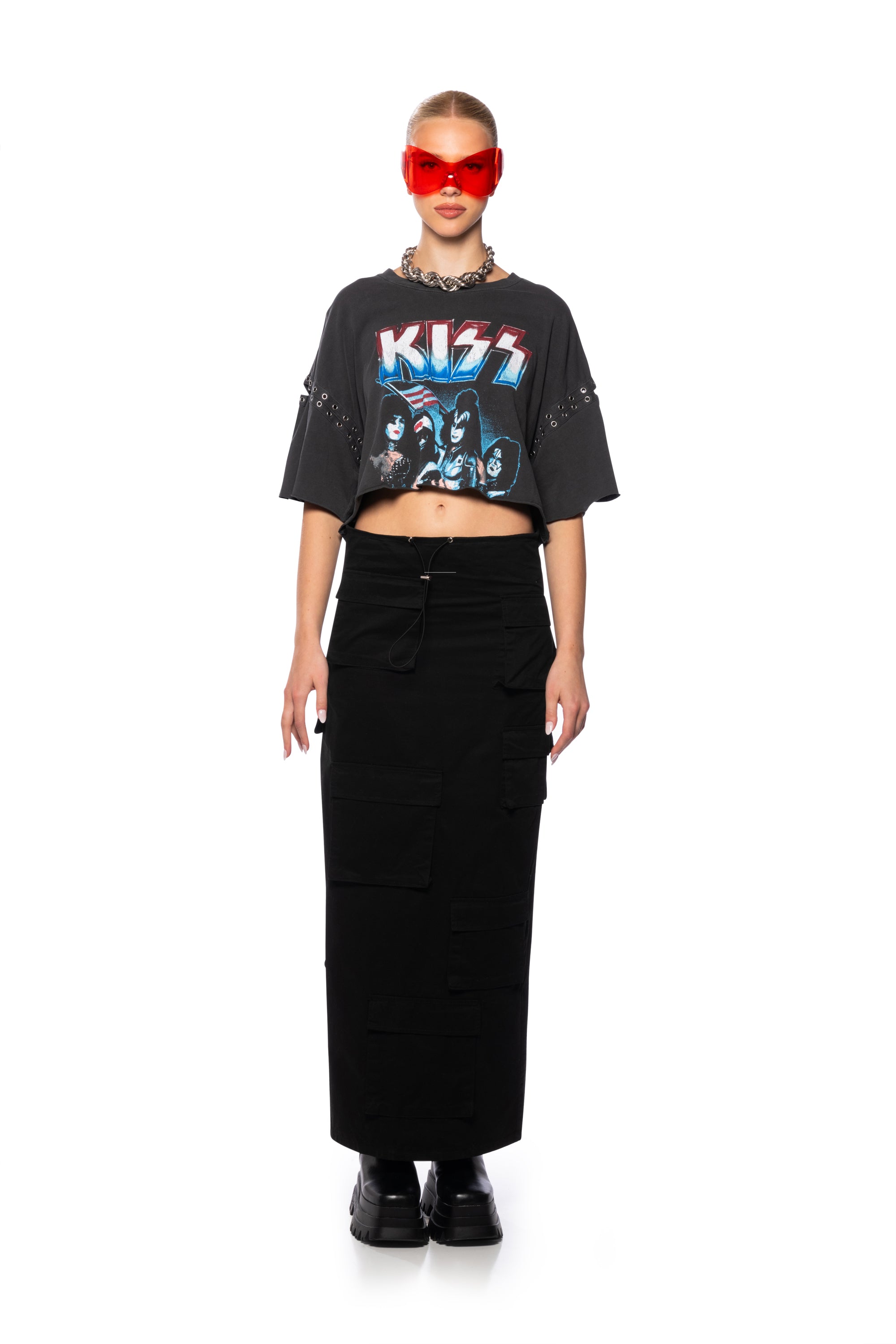 Extra View Kiss Studded Cropped Band T Shirt 7