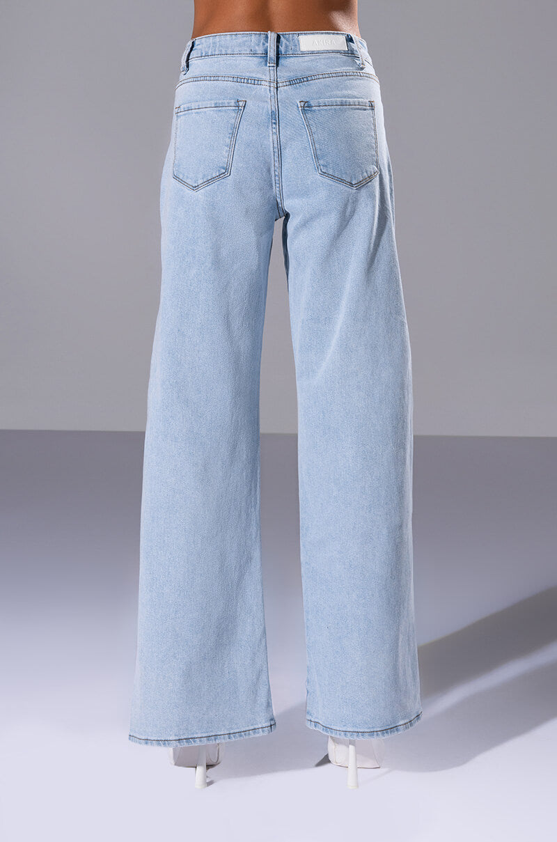 Extra View Lasting Lover High Rise Side Slit Jeans