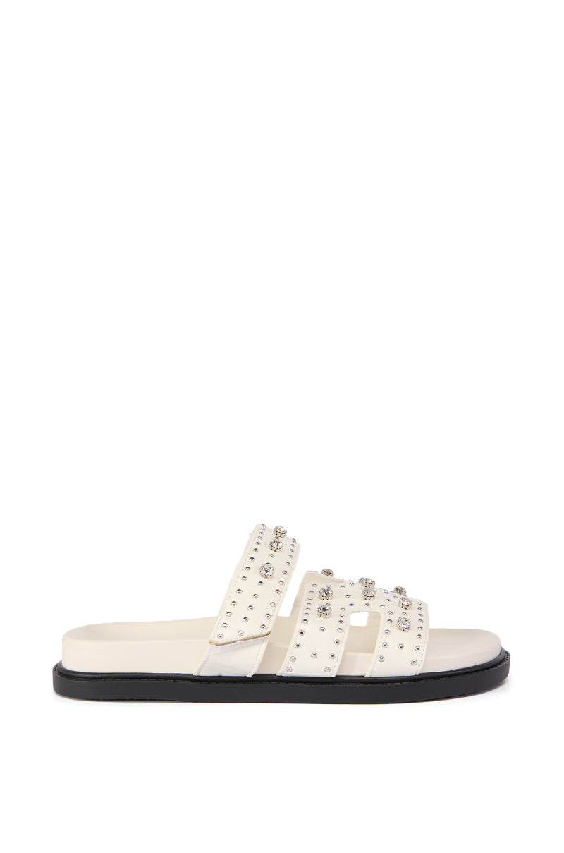Back View Leisure Embellished Flat Sandal In White
