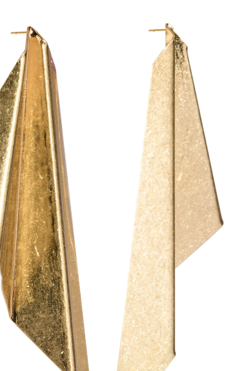 Detail View Lets Fly Statement Earring In Gold 3