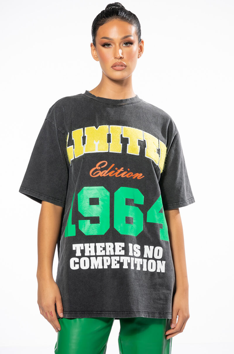 Detail View Limited Edition Oversized Graphic Tshirt