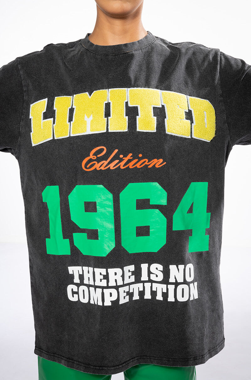 Extra View Limited Edition Oversized Graphic Tshirt