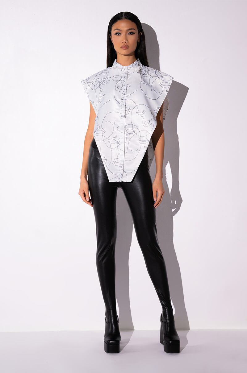 THE ONE AND ONLY TRIANGLE SHAPE BUTTONDOWN TOP – AKIRA