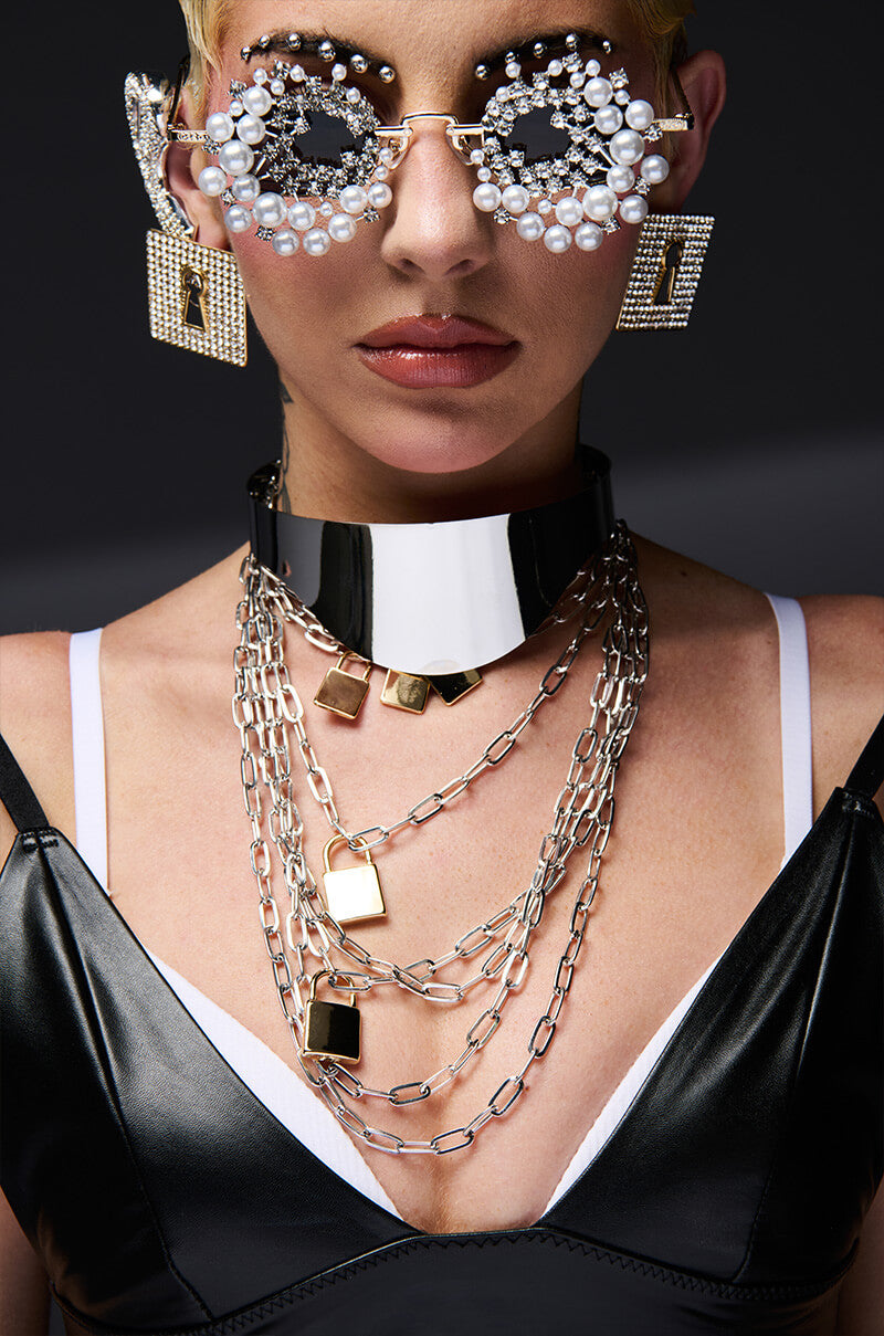 LOCKED IN LAYERED NECKLACE view 0
