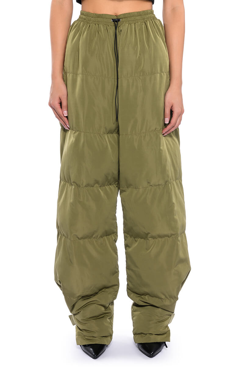 Front View Lorena Wide Leg Puffer Pant
