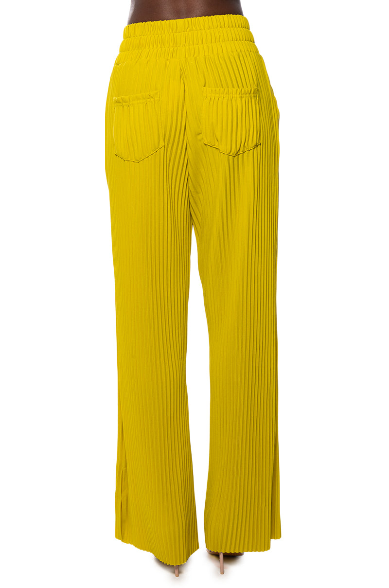 Extra View Lucy High Rise Wide Leg Pant In Green