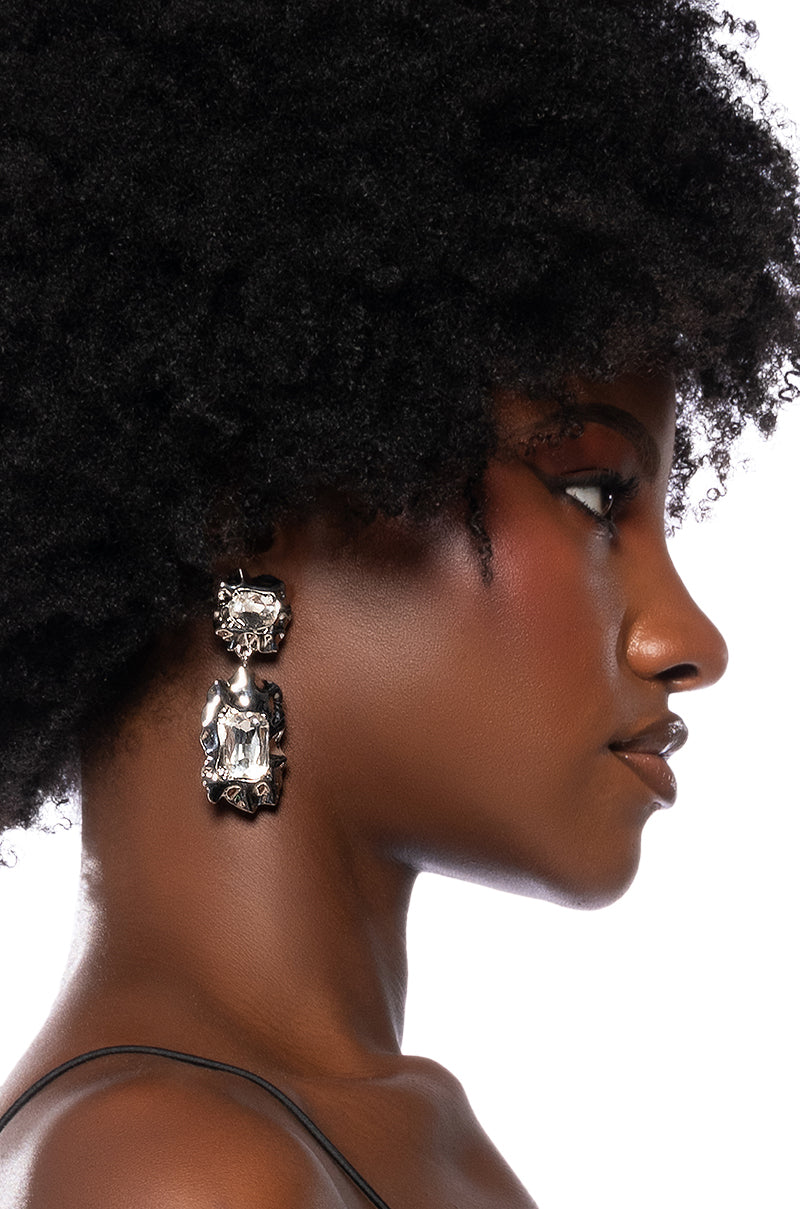 Front View Melting For You Earring
