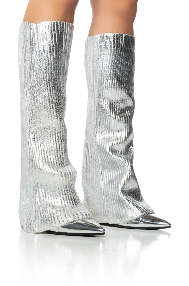 Side View Metallic Mania Knit Leg Warmer