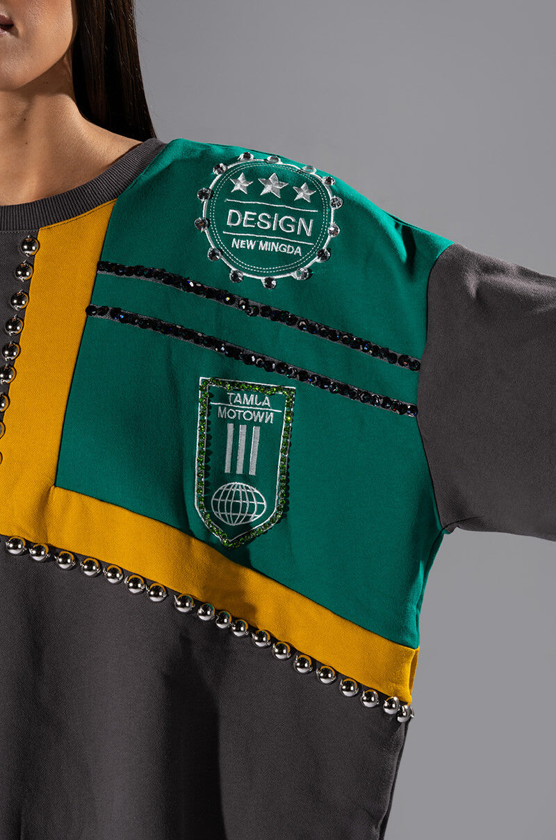 Extra View Nally Embellished Colorblock Crew Neck Sweatshirt 
