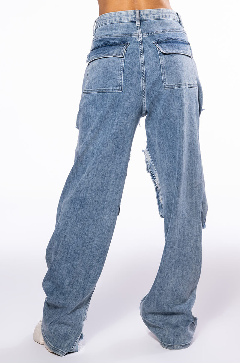Full View Never Stressed Distressed Relaxed Fit Jeans