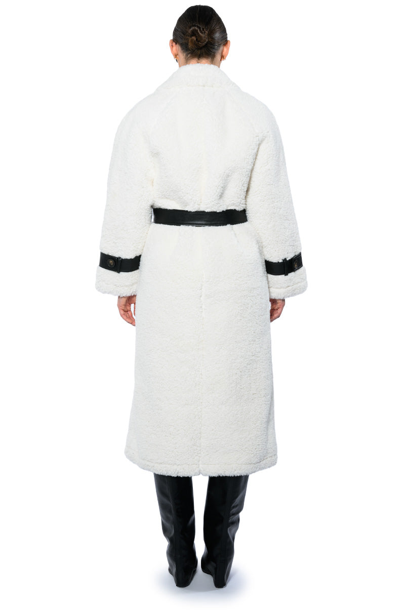 Extra View Nina Teddy Coat With Pu Trim