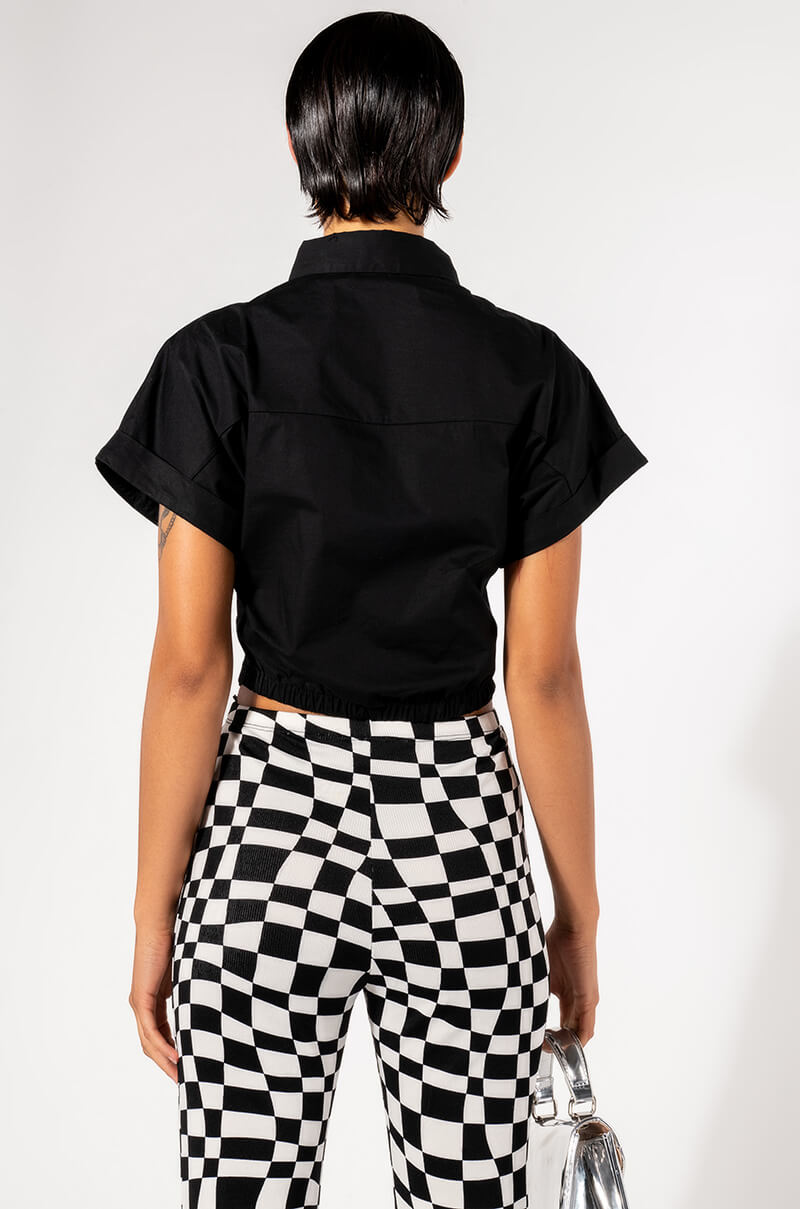 Extra View Not In The Mood Cropped Button Down Blouse