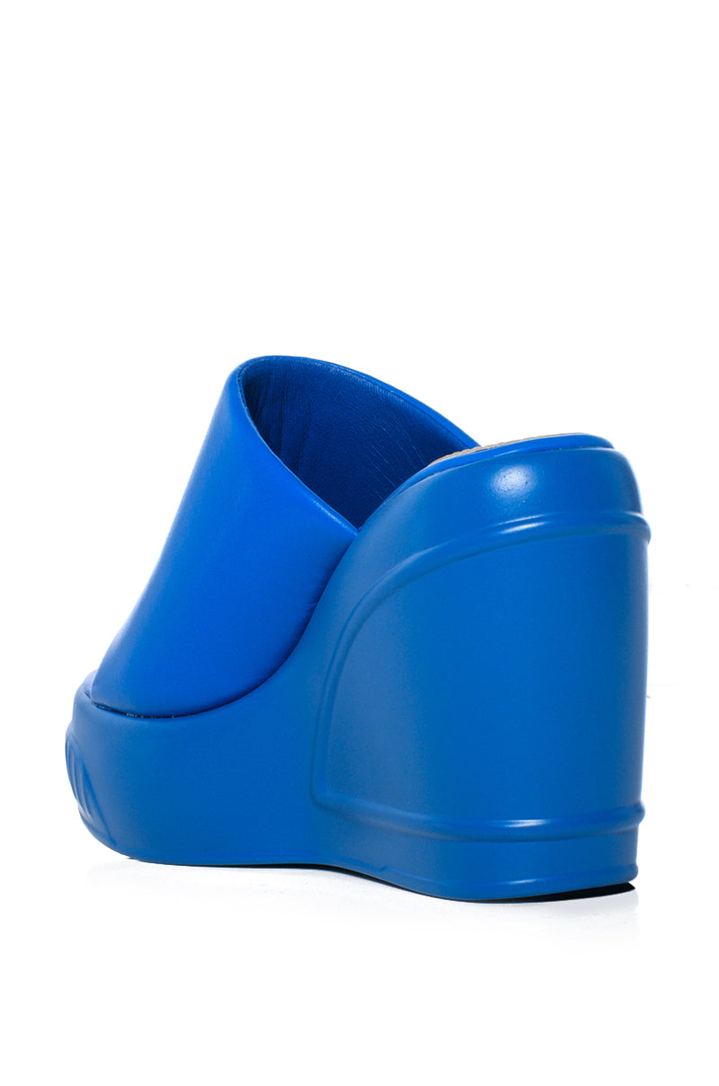 Detail View Ocean Eyes Wedge Sandal In Blue 3