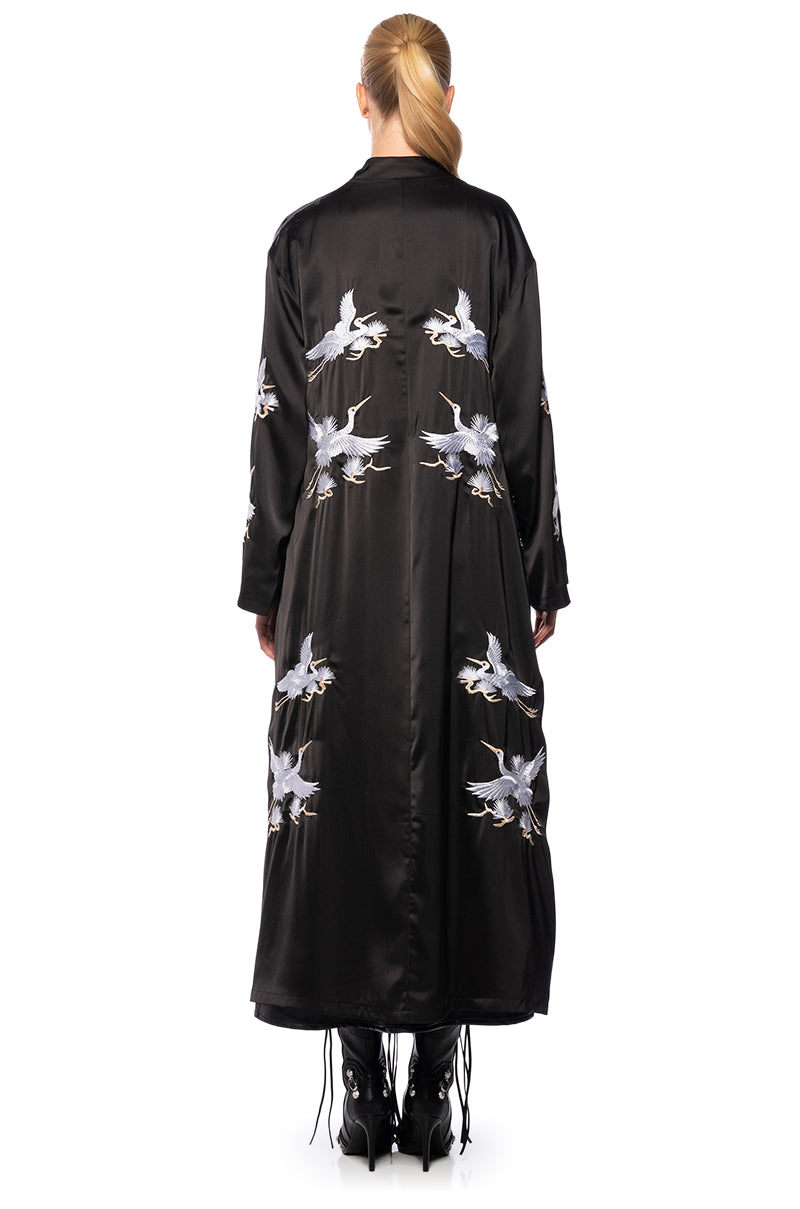 Full View Okinawa Embroidered Satin Duster