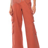 Front View On The Low Ultra Wide Cargo Pant