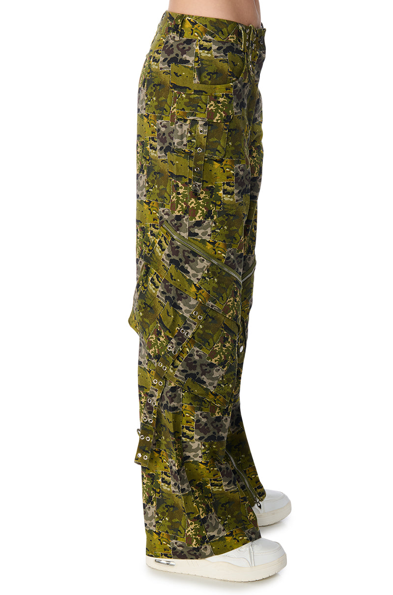 Full View Out Of Sight Cargo Camo Wide Leg Pant 4