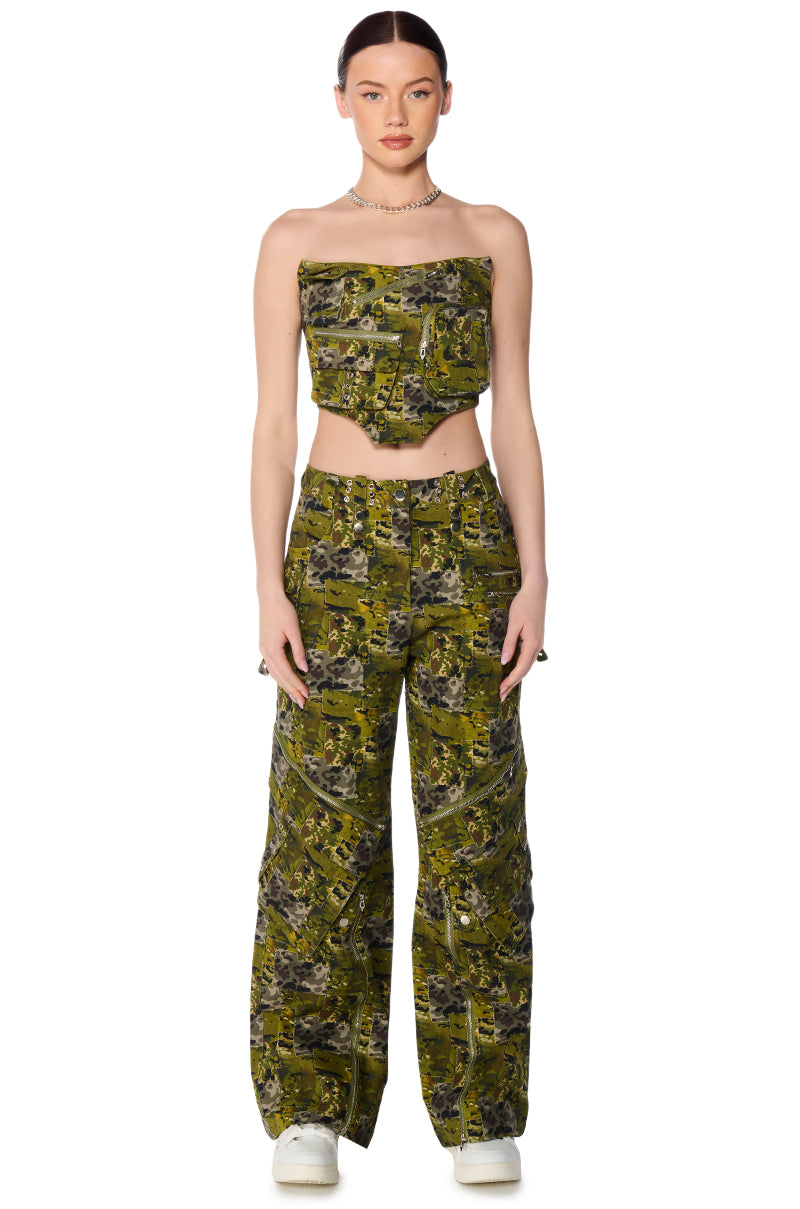 Extra View Out Of Sight Cargo Camo Wide Leg Pant 7
