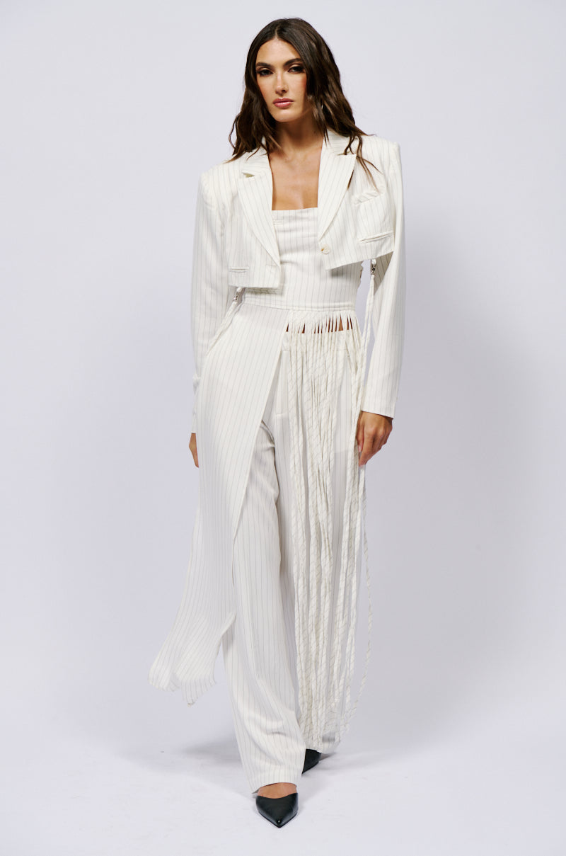 Extra View Over The Top Cropped Blazer