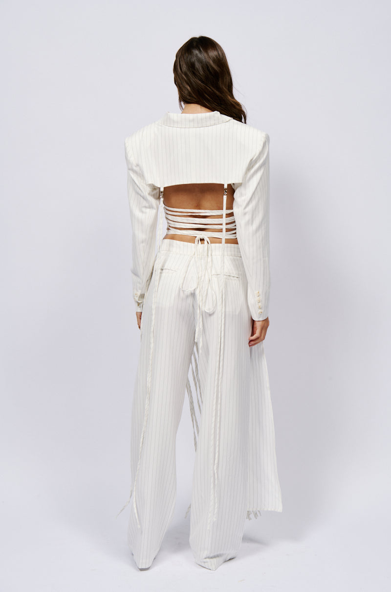 Extra View Over The Top Cropped Blazer