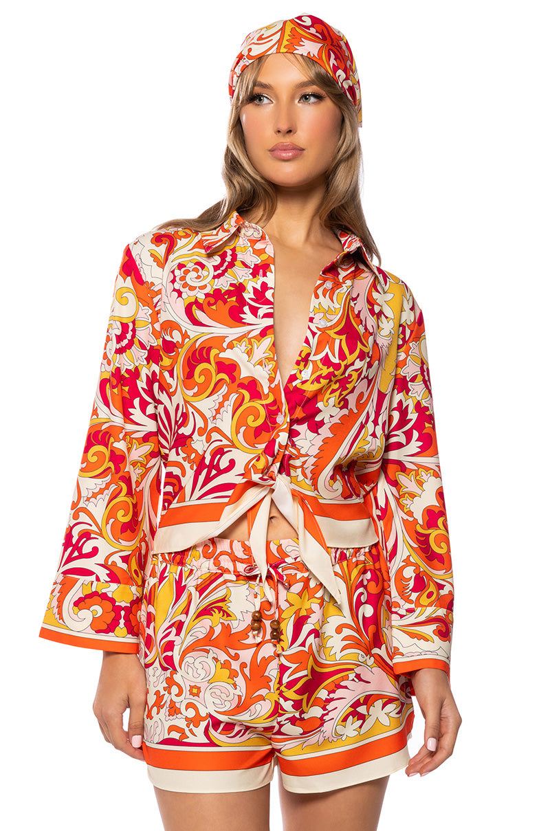 Front View Paisley Please Tie Front Mini Set