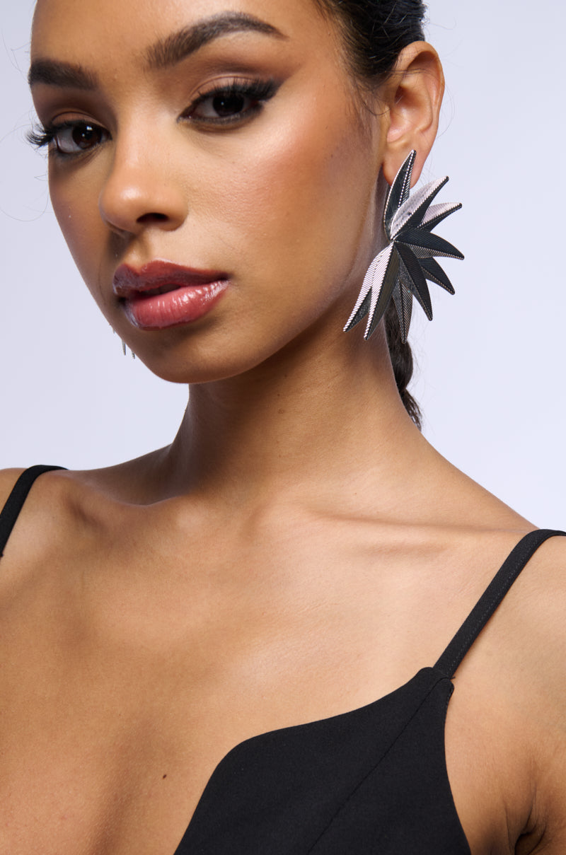 Front View Paradise Oversized Stud