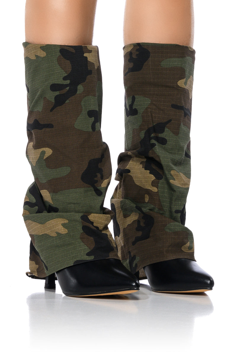 Front View Parallel Camo Fold Over Stiletto Boot 0