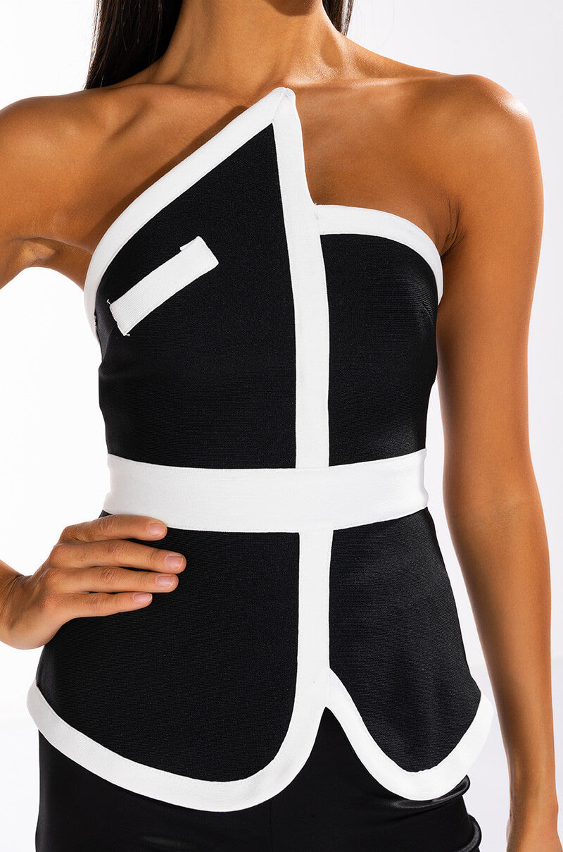 Extra View Pay Attention Strapless Bandage Top 11