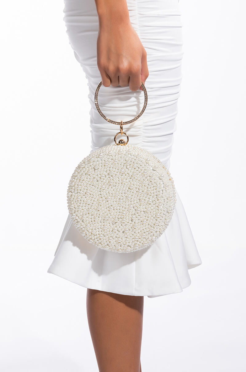 Front View Pearl Jam Round Ring Purse