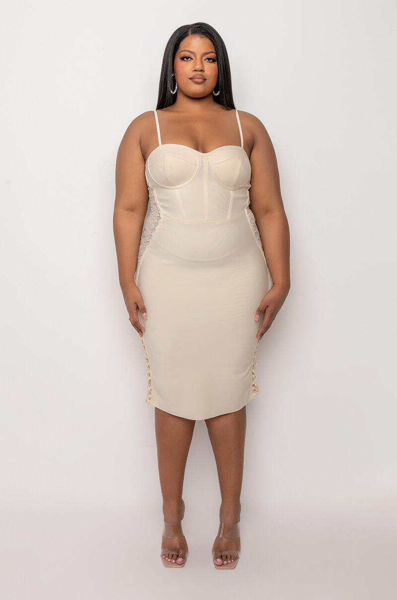 PLUS DATE NIGHT BANDAGE MIDI DRESS IVORY – AKIRA