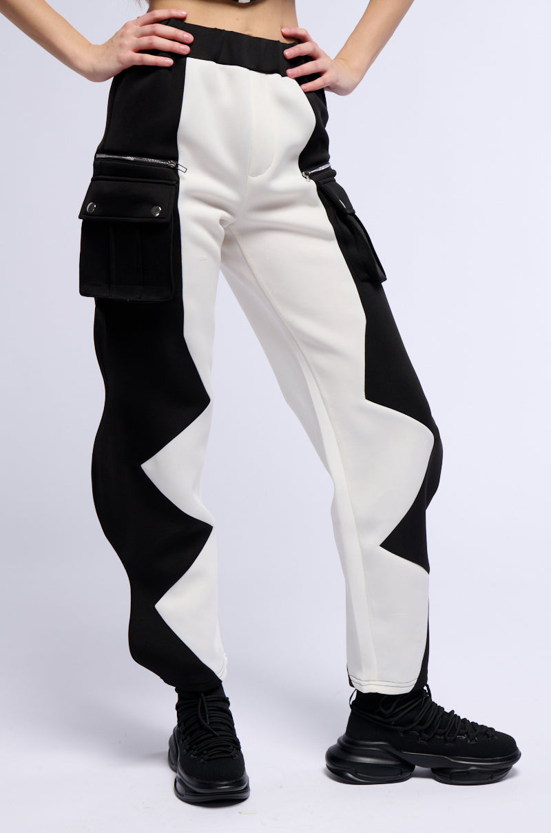Side View Pop The Bubbly Wavy Statement Jogger