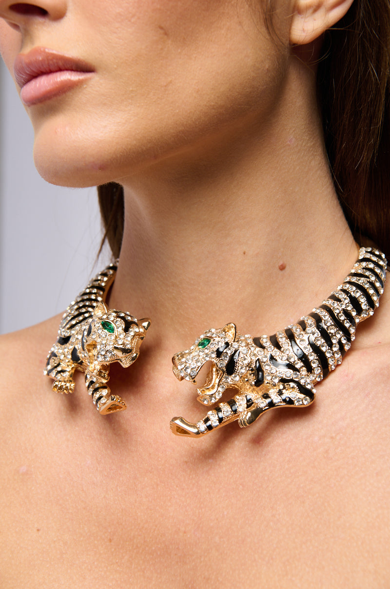 Front View Pounce On You Necklace 0