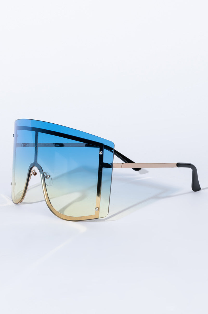 Back View Pov Oversized Sunnies